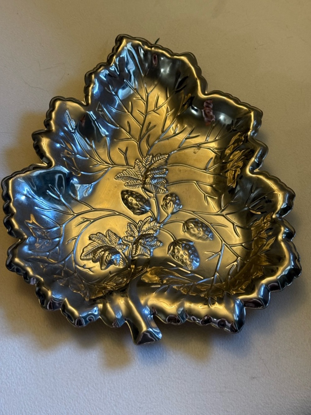 Leaf-Shaped Decorative Dish - Silver Tone